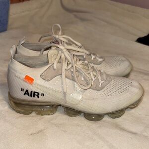 Nike Air VaporMax in Cream and White